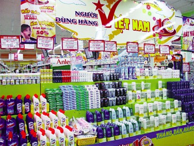 Coopération entre producteurs et distributeurs pour développer le marché local - ảnh 1